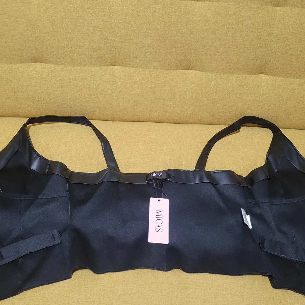 Black Faux Leather Crop Vest Top - Picture 4 of 4